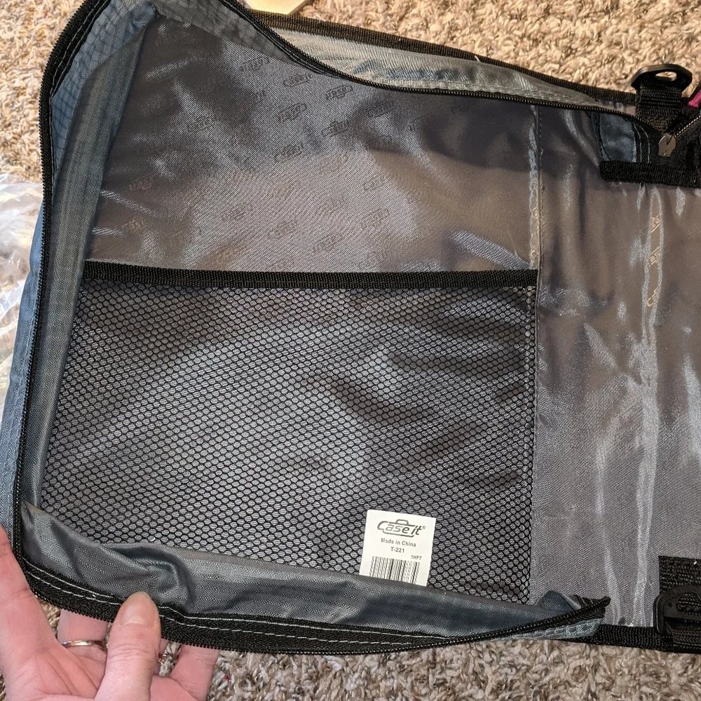 School Binder (Trapper Keeper)